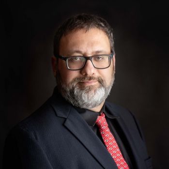 Igor Alcantara Headshot