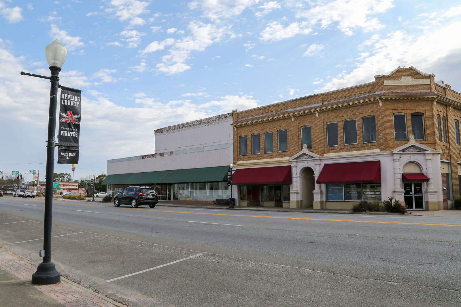 picture of downtown Baxley, Georgia