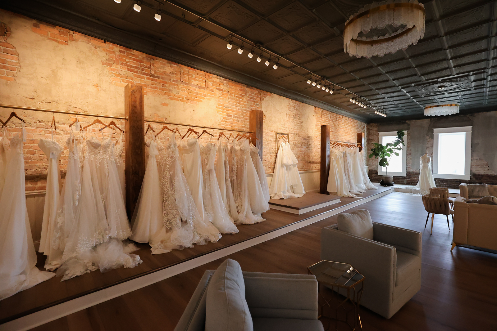 picture of bridal shop